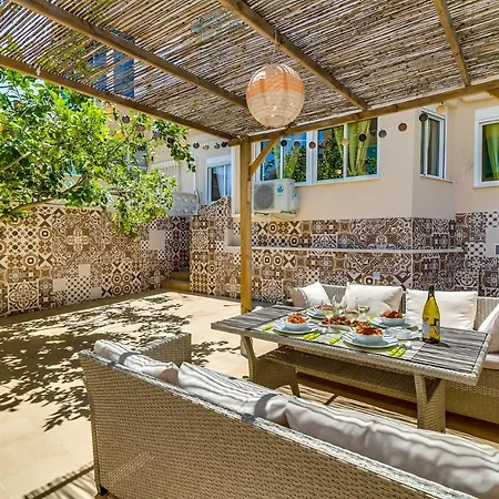 Lemon Paradise Apartment